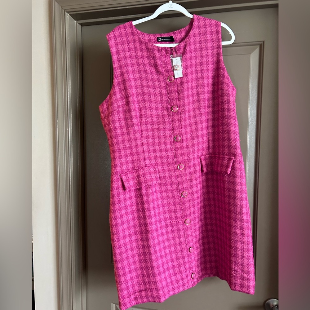 Houndstooth Tweed Pink Sleeveless Button-Down Shift Dress
